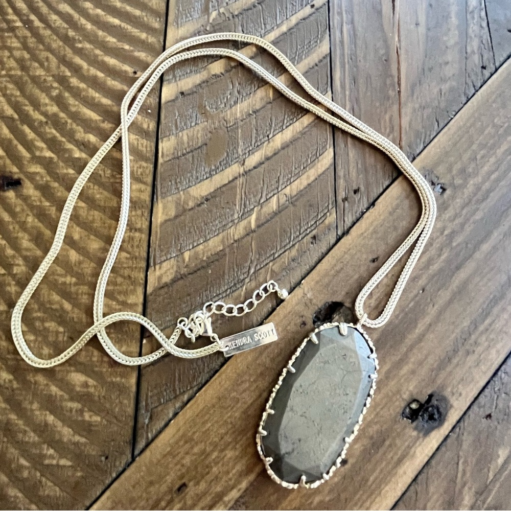 Kendra Scott Donna Necklace in Pyrite Gray - Limited Edition